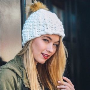 Faux Fur Pom Chunky Knit Beanie